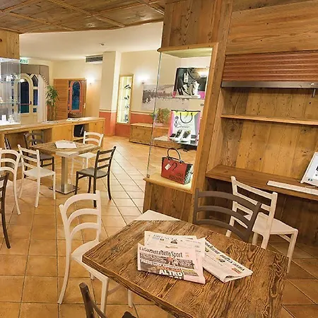 Aparthotel Club 4*